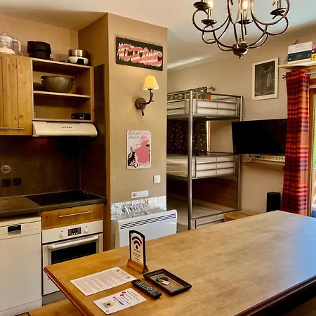 Risoulski Antarès - Piscine Et Sauna Appartement *