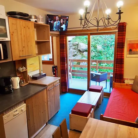 Risoulski Antarès - Piscine Et Sauna Appartement *